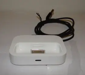 Mc746b Apple Mc746b/a Genuine Universal Dock White - A1371 With Charging Cable