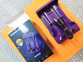 Dp-uk201 Doublepow New. 1.2v Gumstick Battery Dual Ni-mh Charger