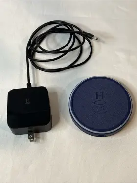 Halo 801106800 Wireless Universal Charging Hub With Usb-a And Usb-c Loyal Blue