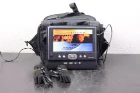 Mpd722d Magnavox Portable 7 Inch Dvd Player 9v-12v With Mount And Case