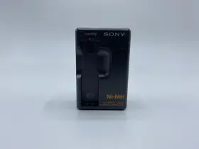 Sony Bc-9hu2 Vintage Ni-mh/ni-cd Gumstick Battery Charger - 120v