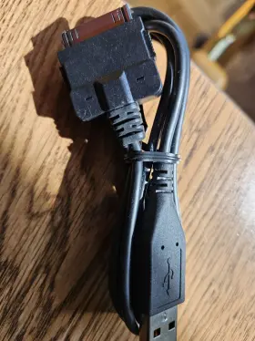 System-s 42123683 Usb Cable And Charging For Sandisk Sansa Fuze New